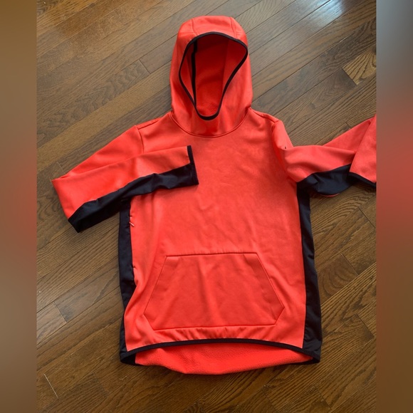 Nike Therma Fit Hooded Shirt -Women’s M - Picture 4 of 16